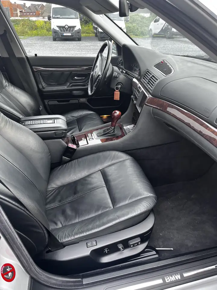 BMW 735iA, foto 6
