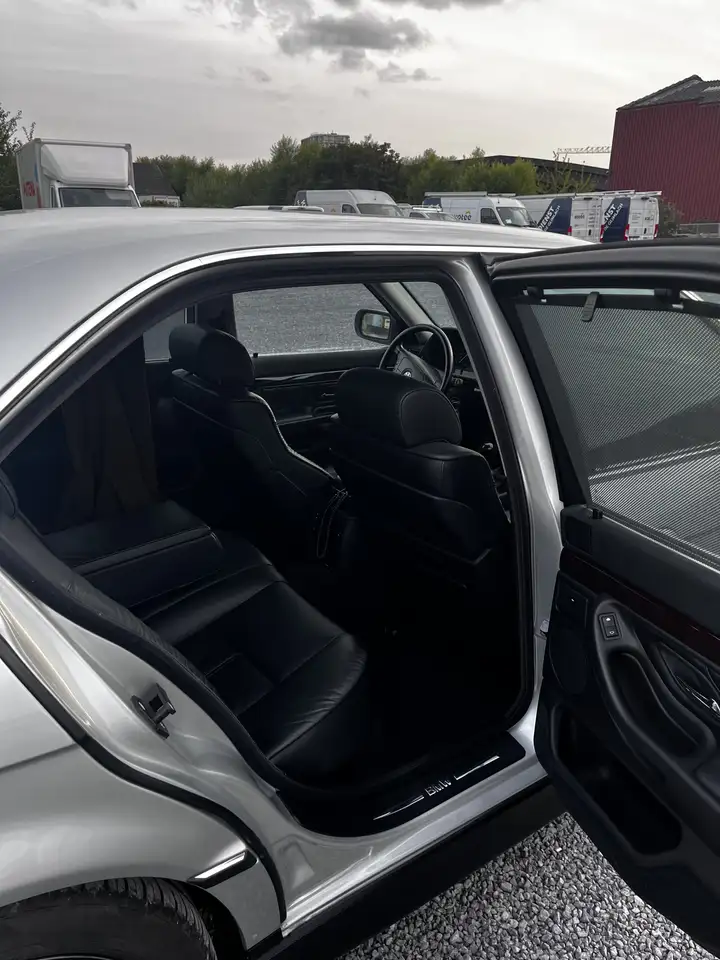 BMW 735iA, foto 7