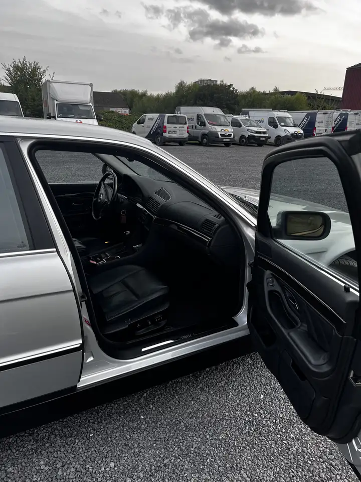 BMW 735iA, foto 5