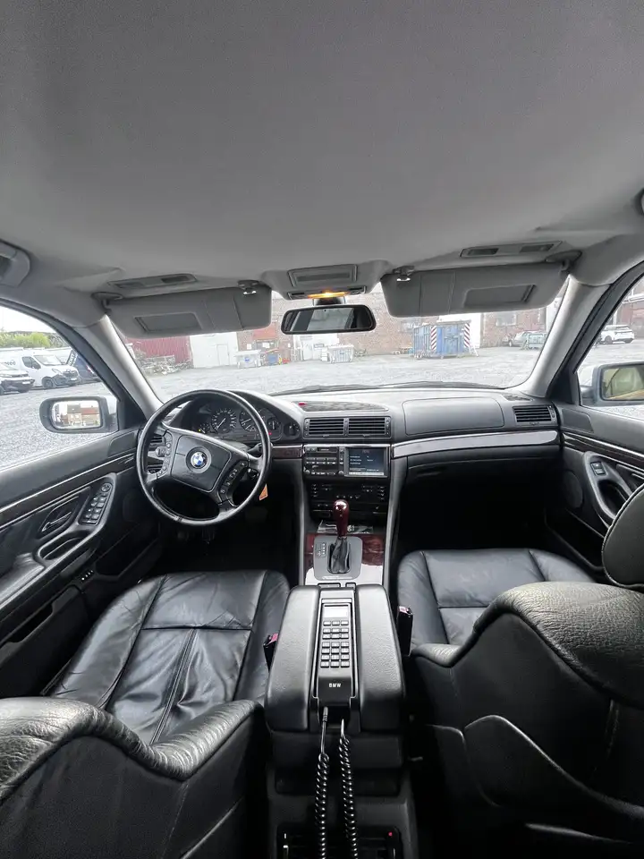 BMW 735iA, foto 10