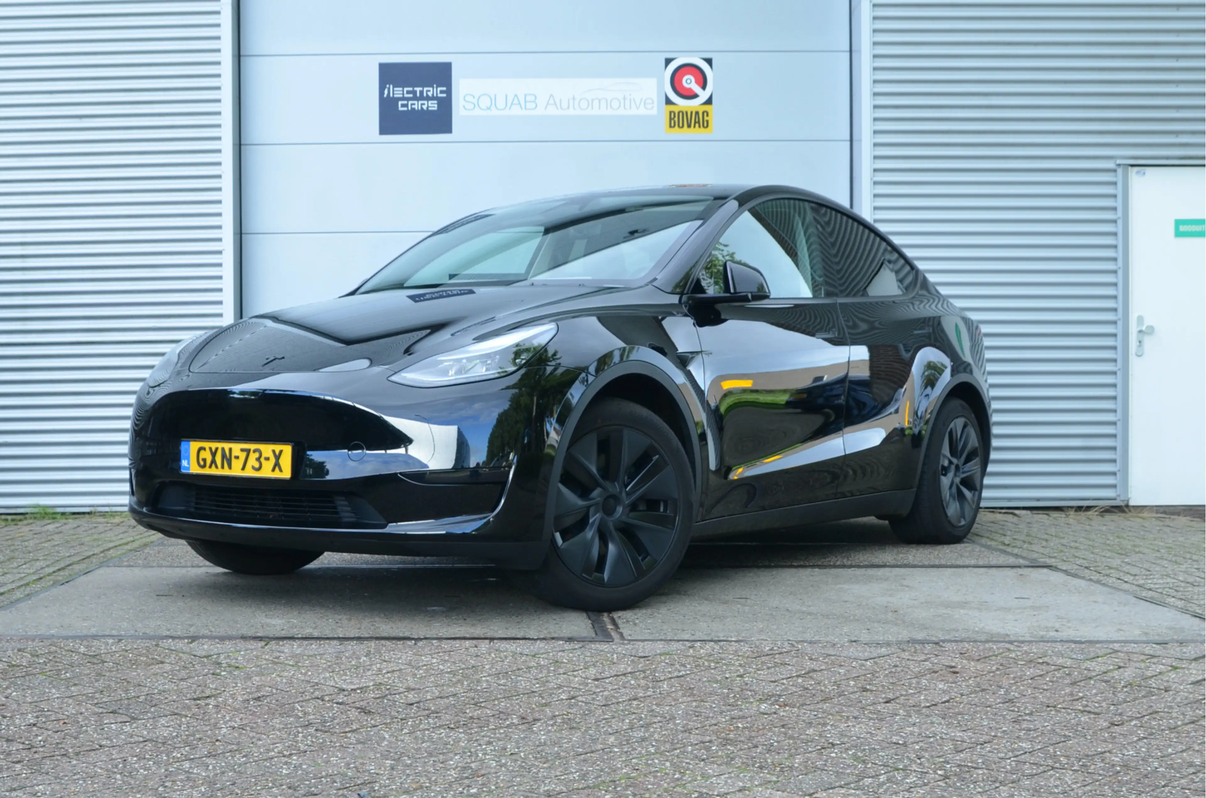 Tesla Model Y Long Range RWD 75 kWh AutoPilot4.0 (FSD 99,- p/mnd