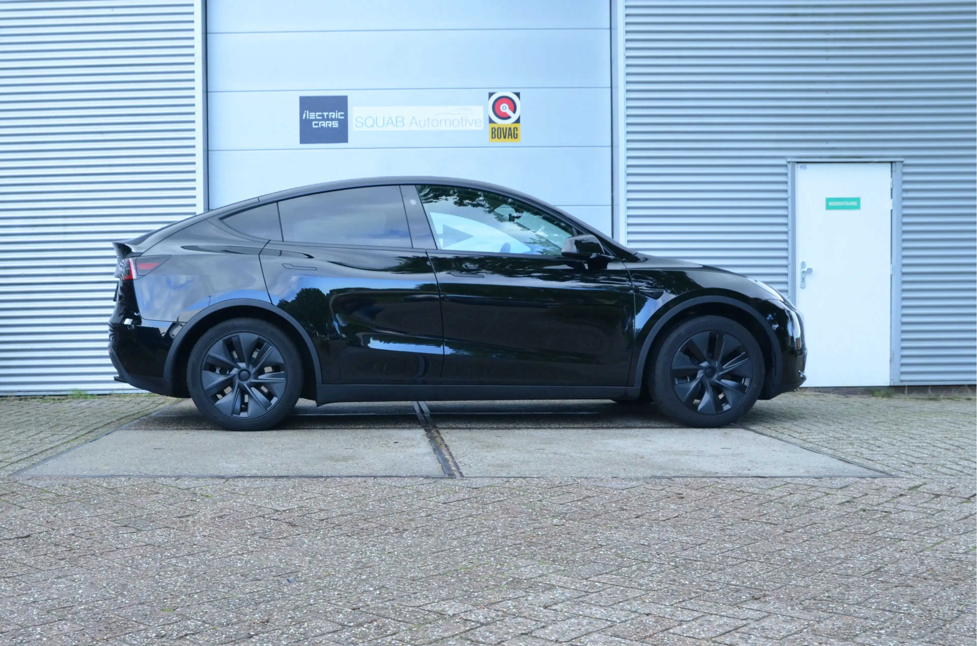 Tesla Model Y Long Range RWD 75 kWh AutoPilot4.0 (FSD 99,- p/mnd — photo 8