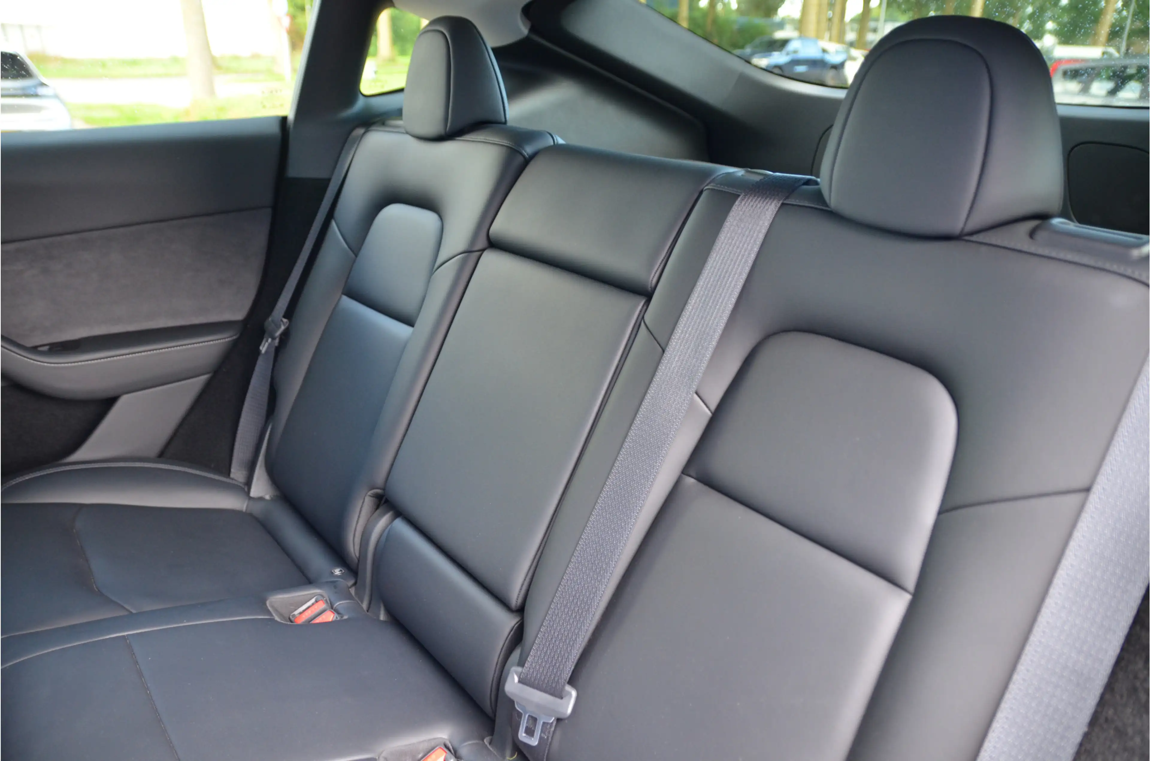 Tesla Model Y Long Range RWD 75 kWh AutoPilot4.0 (FSD 99,- p/mnd — photo 14