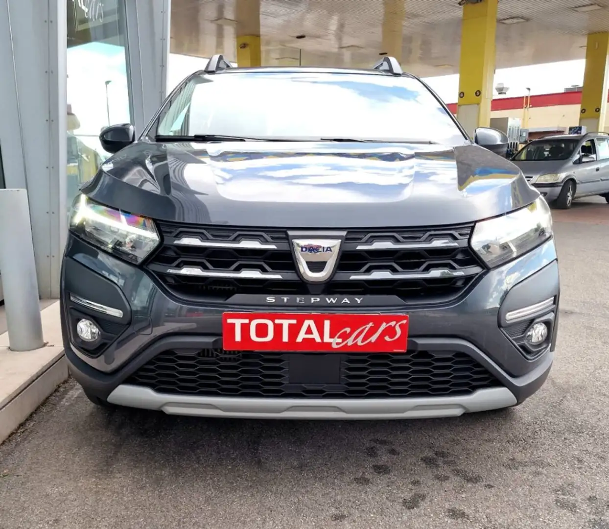 Dacia Sandero Stepway 1.0 TCe 90 CV Comfort Gris - 2