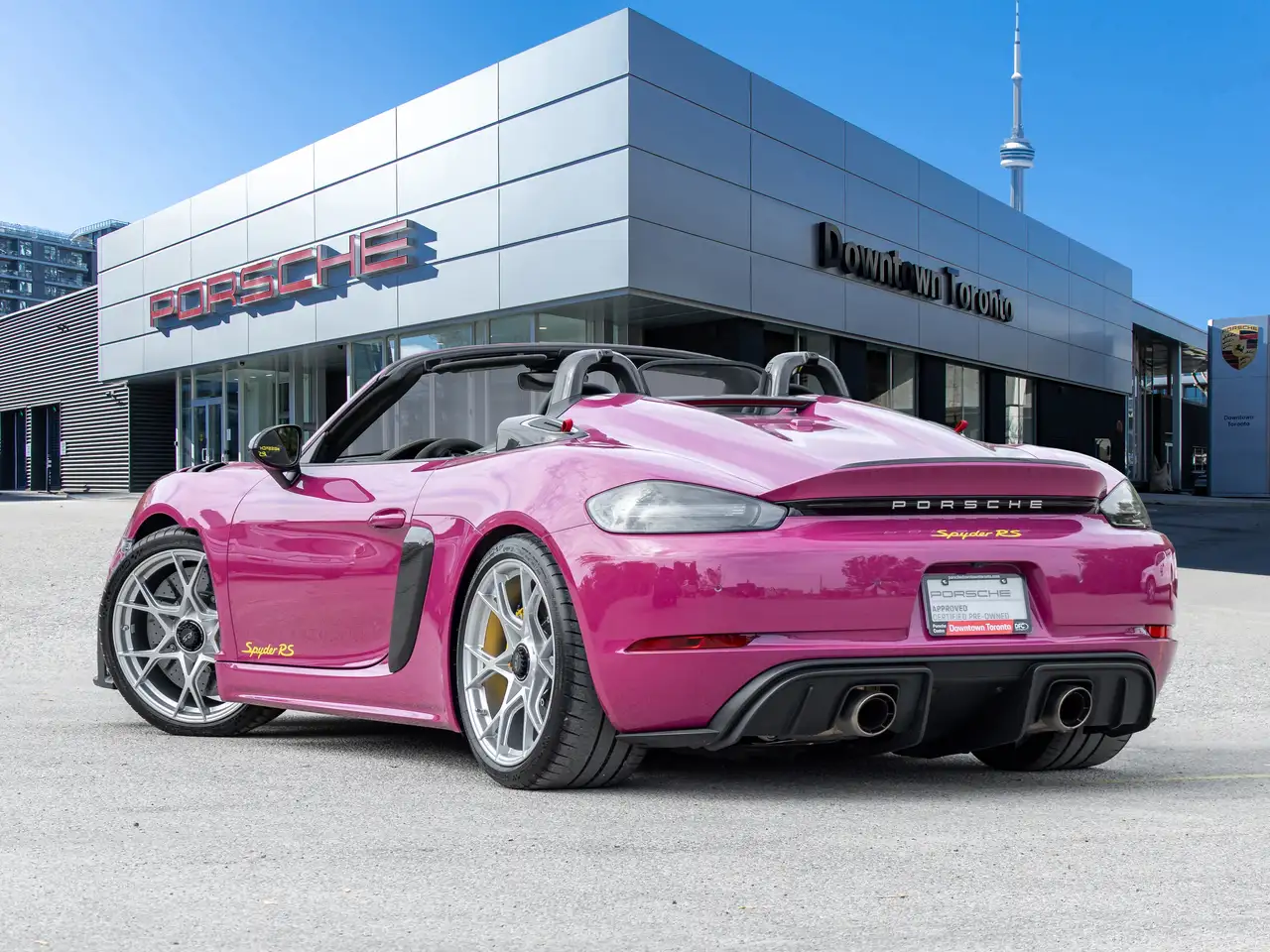 Porsche 718 Spyder снимка Porsche 718 Spyder