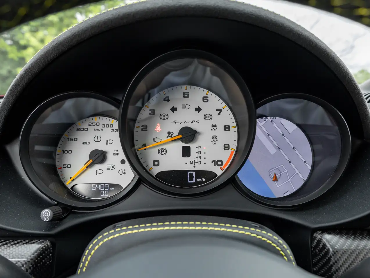Porsche 718 Spyder снимка Porsche 718 Spyder