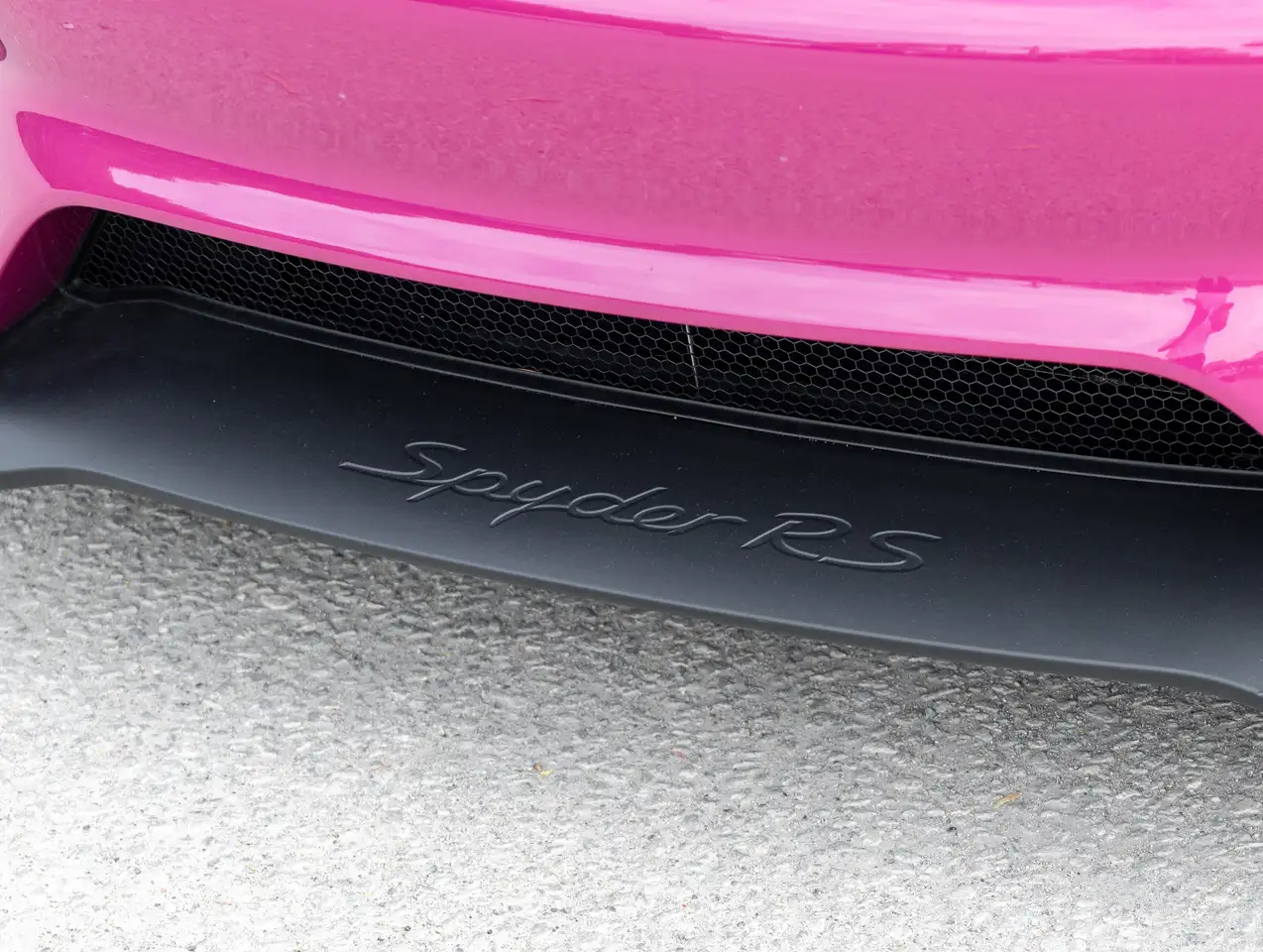 Porsche 718 Spyder снимка Porsche 718 Spyder