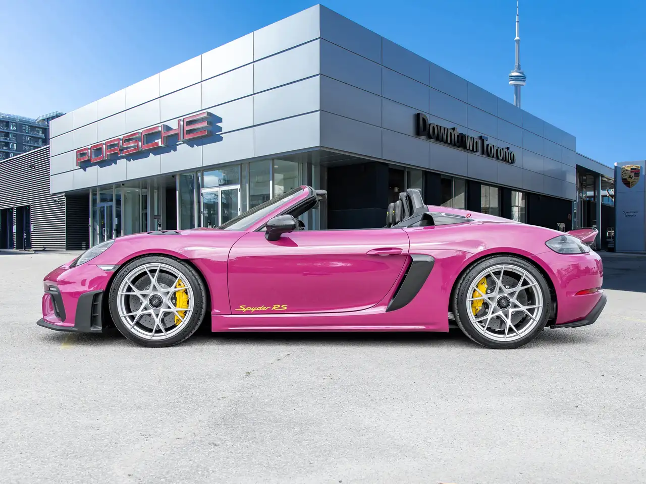 Porsche 718 Spyder снимка Porsche 718 Spyder