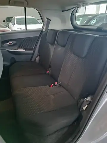 Toyota Urban Cruiser view 7