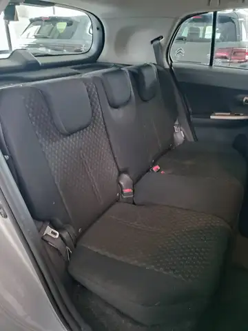 Toyota Urban Cruiser view 8