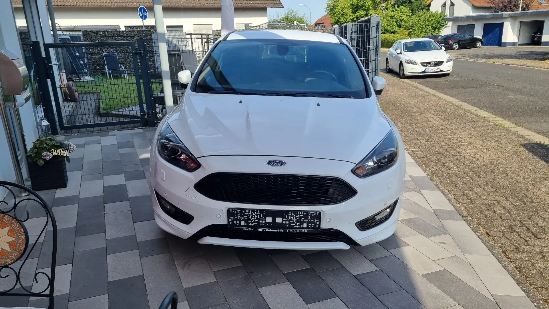 Ford Focus ST-Line ! Achtung ! Kühlmittelverb. Motor def. Weiß - 1