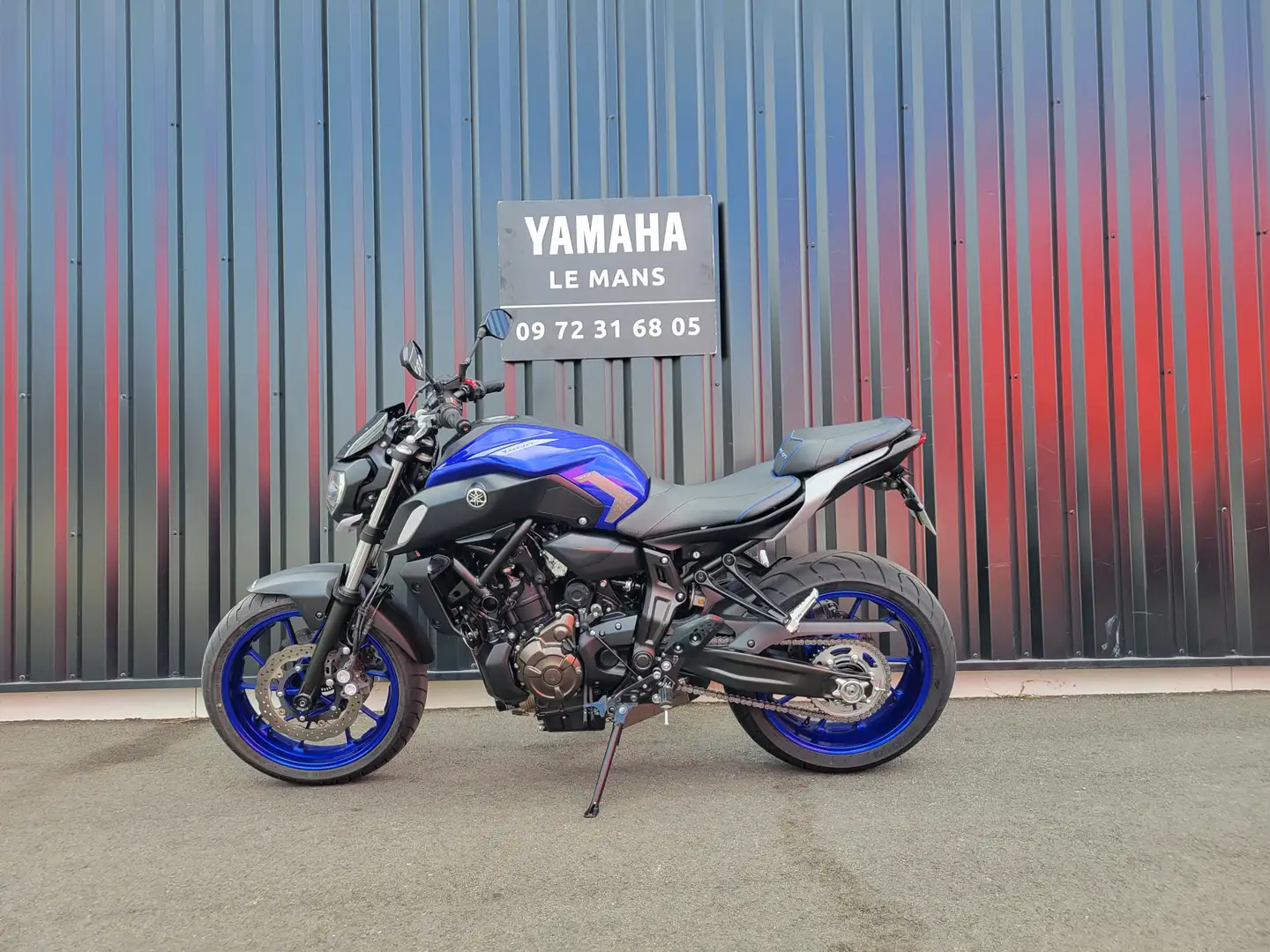 Yamaha MT-07 Bleu - 2