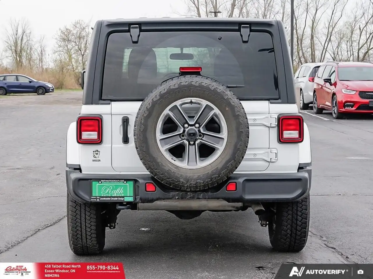 Jeep Wrangler снимка Jeep Wrangler