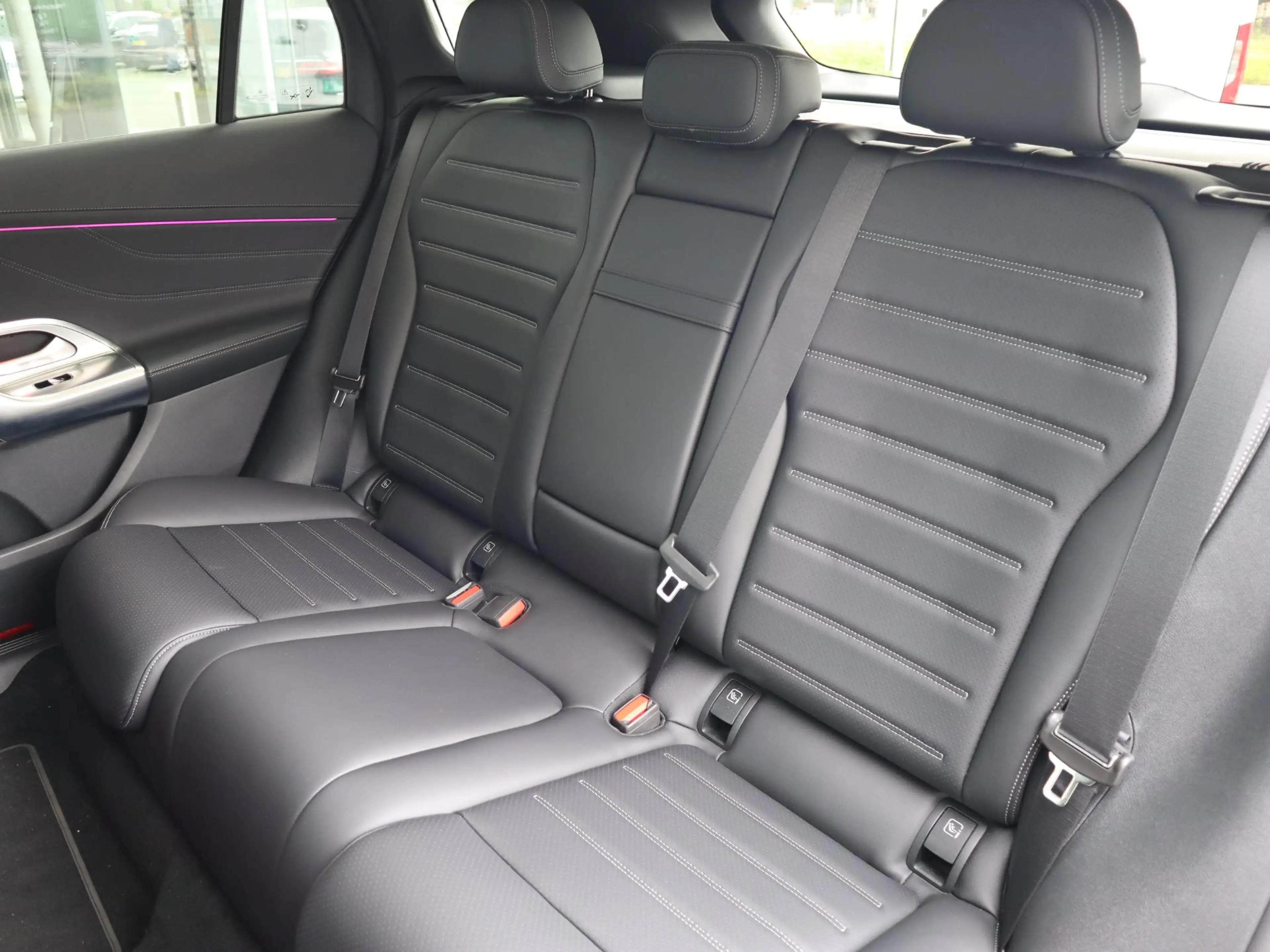 Mercedes-Benz GLC 400 4MATIC Launch Edition 94 kWh — photo 14