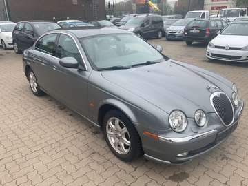 2.5 L V6 Sport