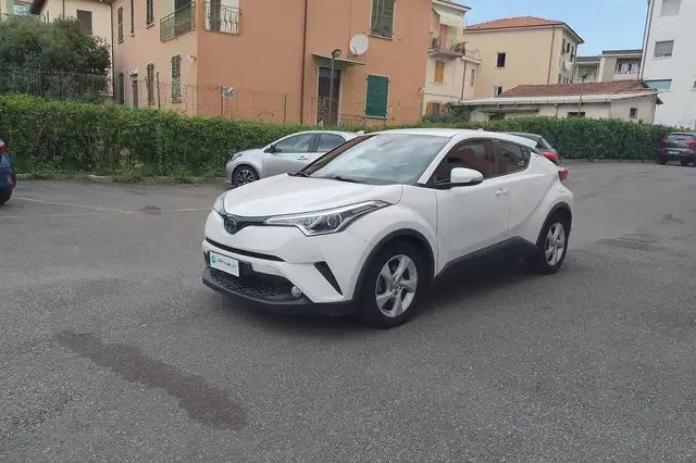Toyota C-HR C-HR 1.8 Hybrid E-CVT Active