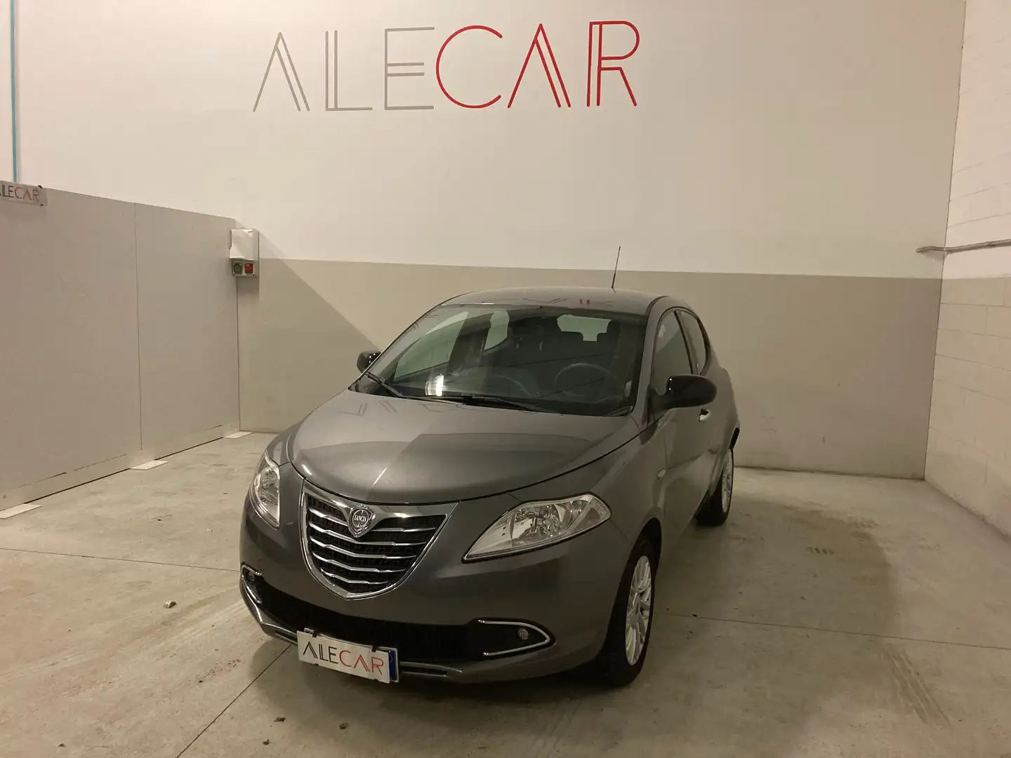 Lancia Ypsilon Ypsilon 1.3 mjt Gold s&s E5+ Grigio - 1