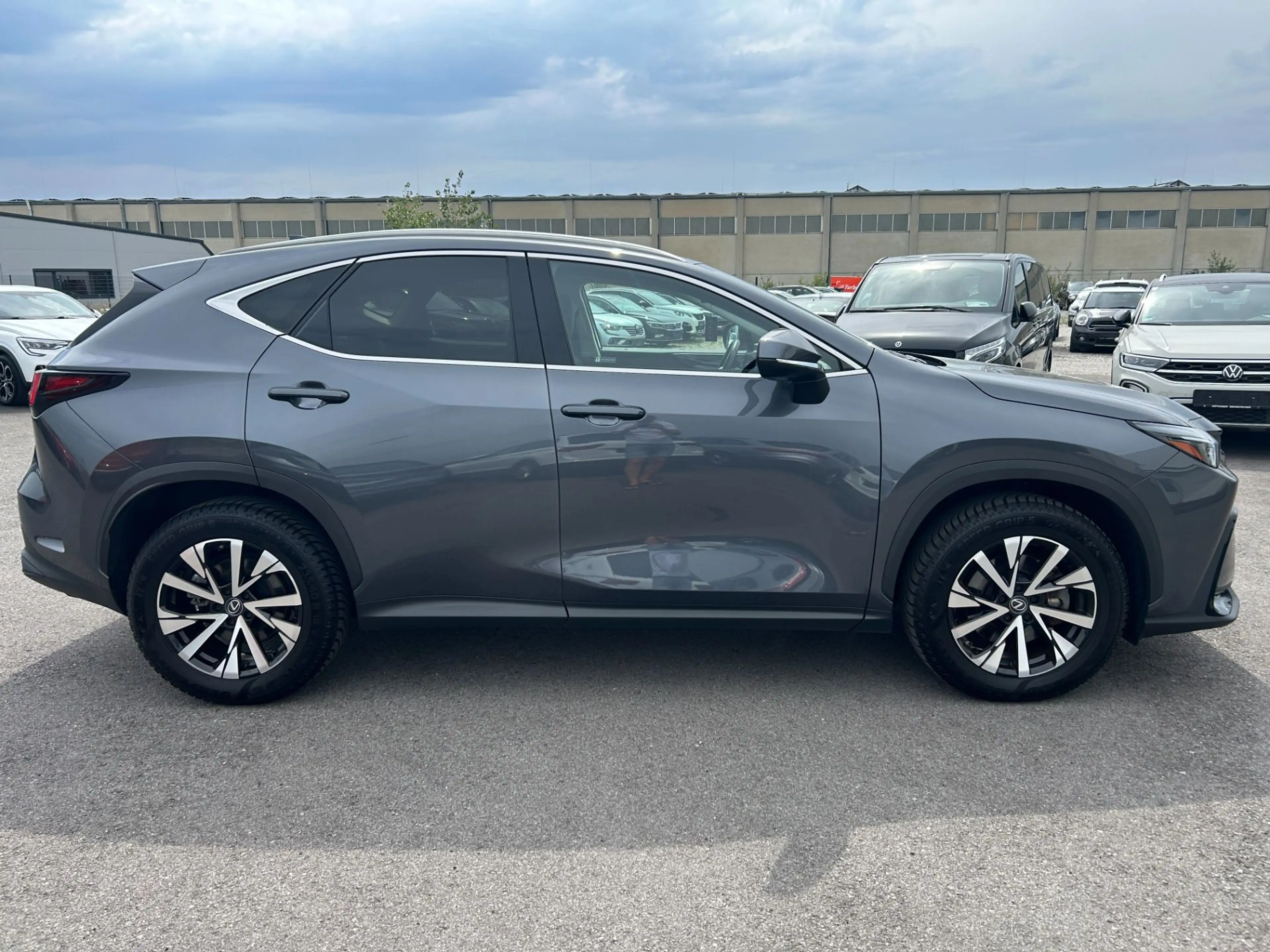 Lexus NX 350h Business Line Aut. — photo 7