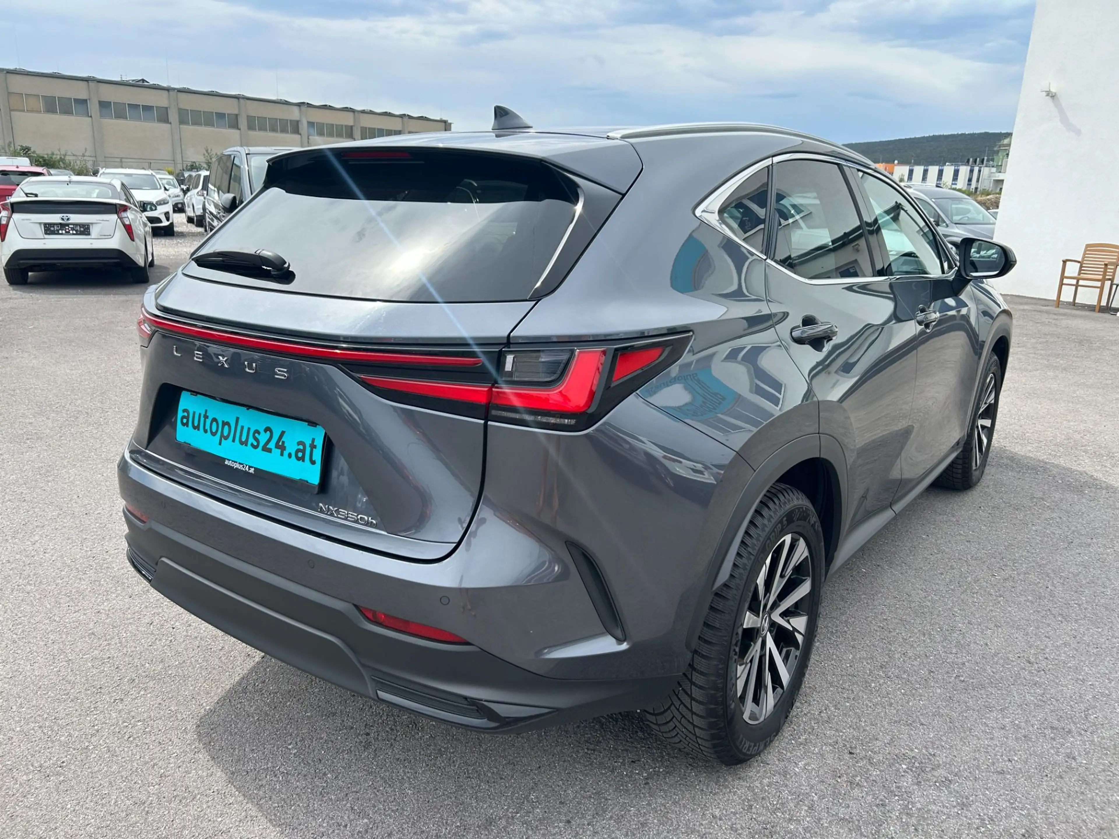Lexus NX 350h Business Line Aut. — photo 4