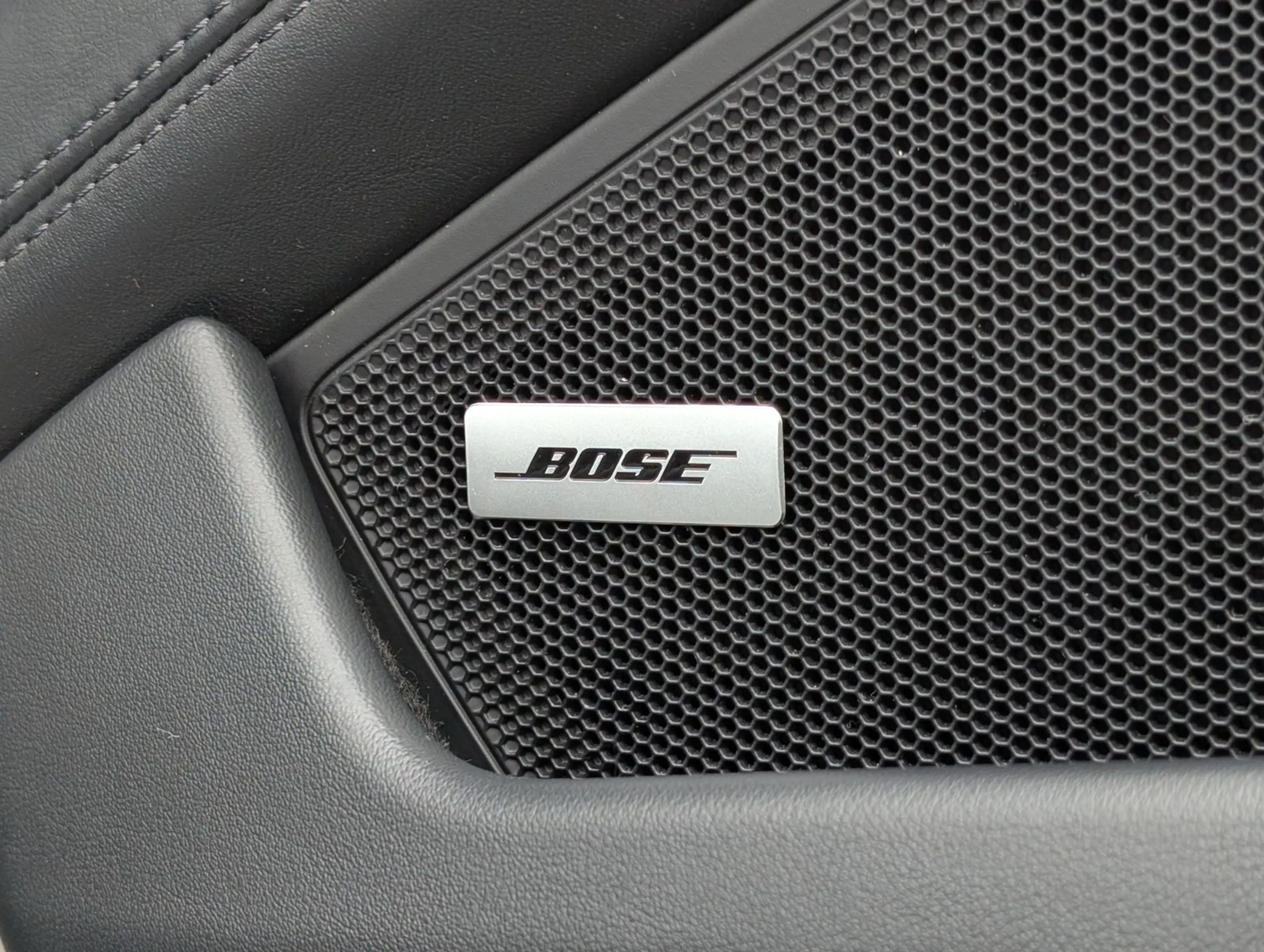 Porsche 992 911 Turbo *Cabrio*PDK*Assist*Exclusiv*360* — photo 11