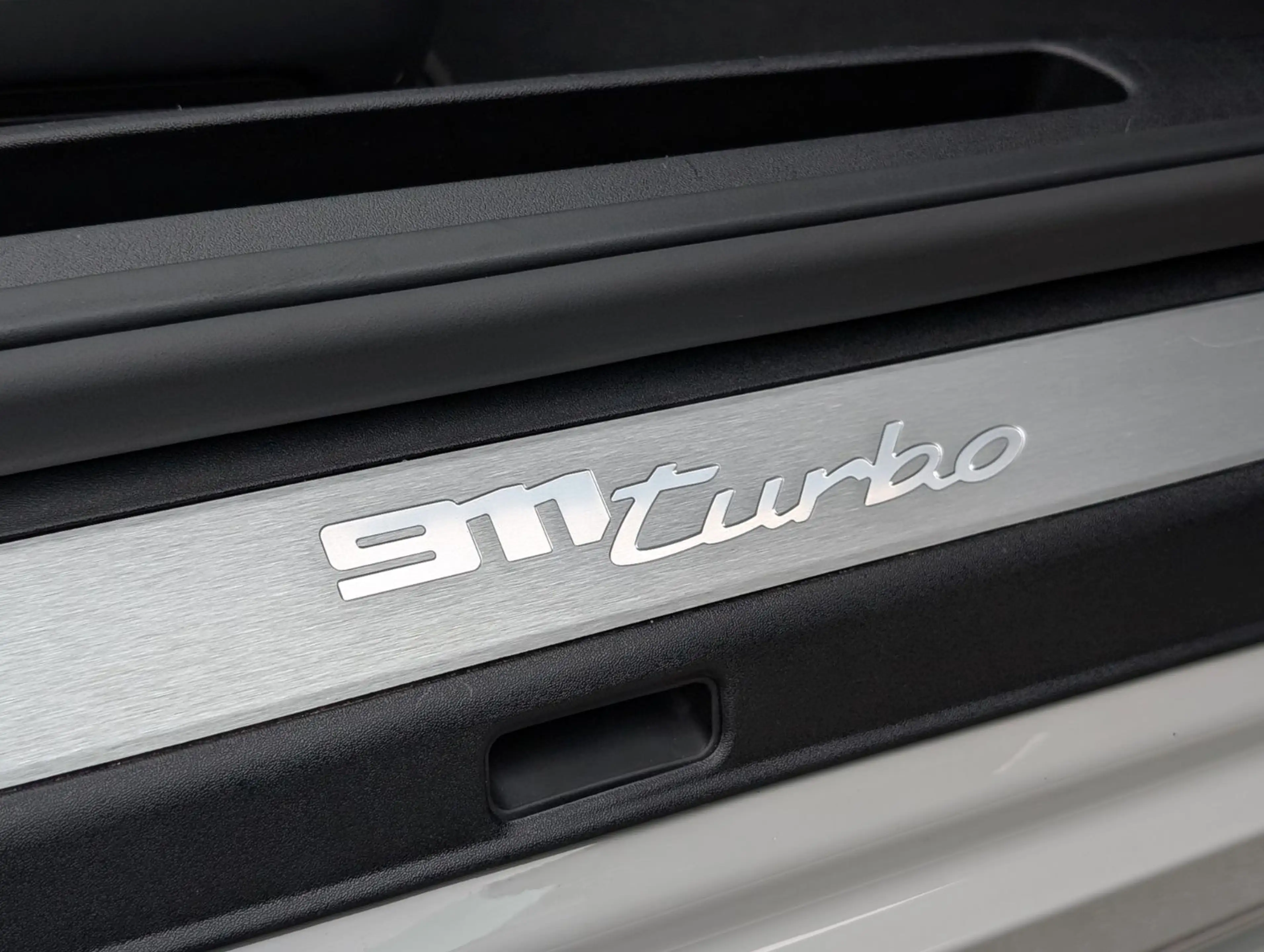 Porsche 992 911 Turbo *Cabrio*PDK*Assist*Exclusiv*360* — photo 9