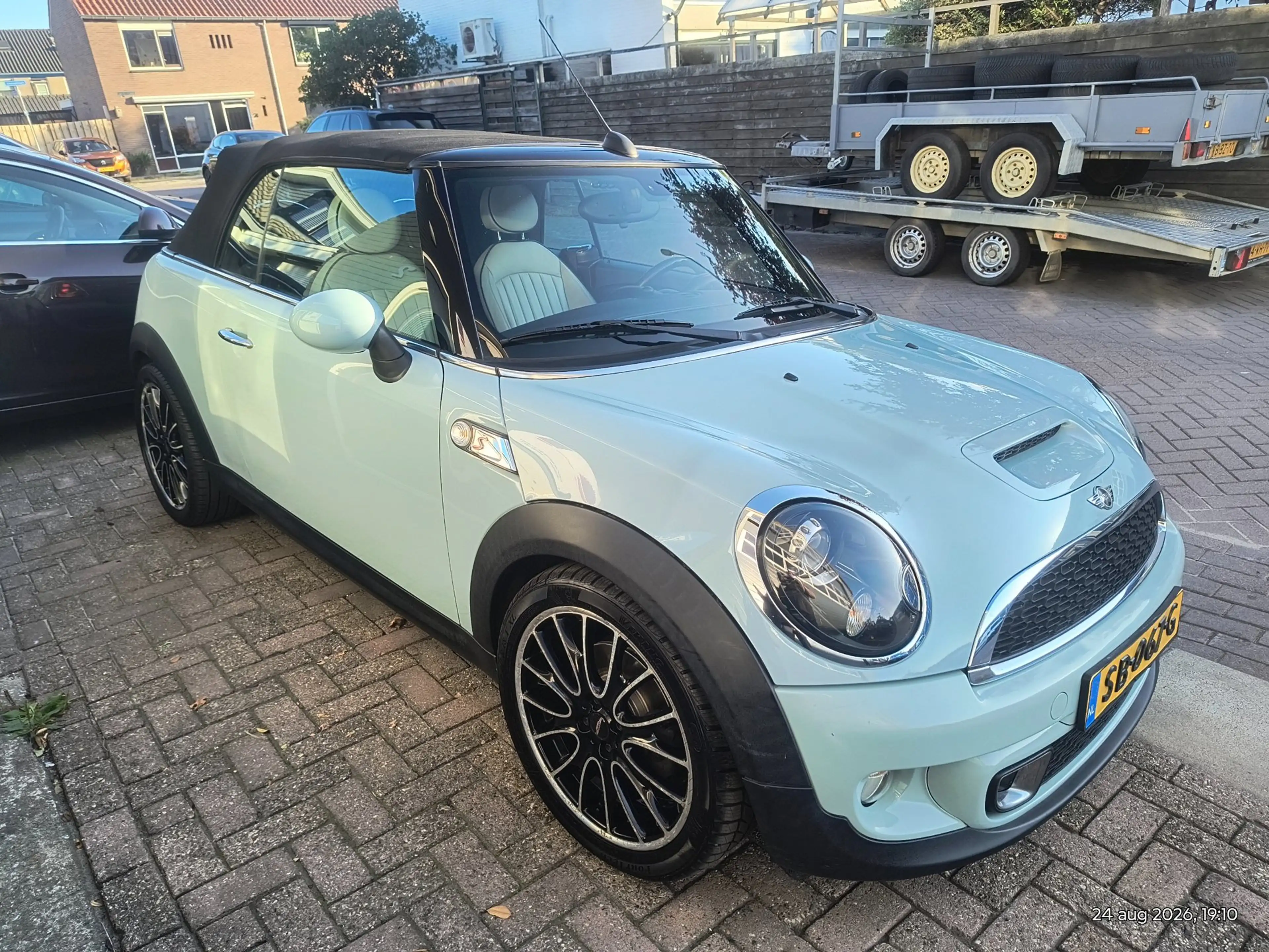 MINI Cooper S Cabrio 1.6 Chili Cabrio Automaat Grote beurt APK — photo 7
