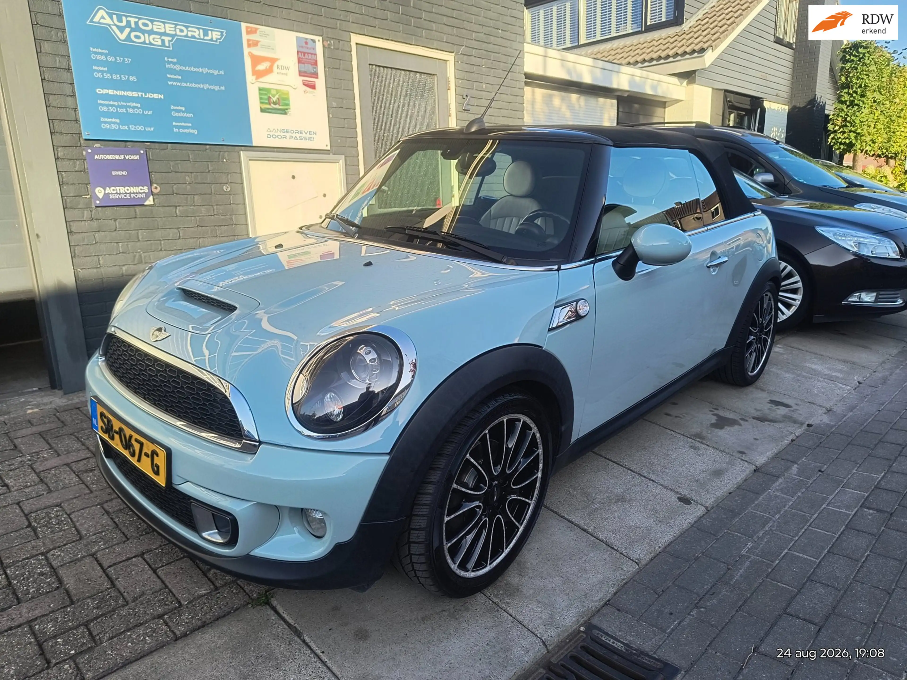 MINI Cooper S Cabrio 1.6 Chili Cabrio Automaat Grote beurt APK