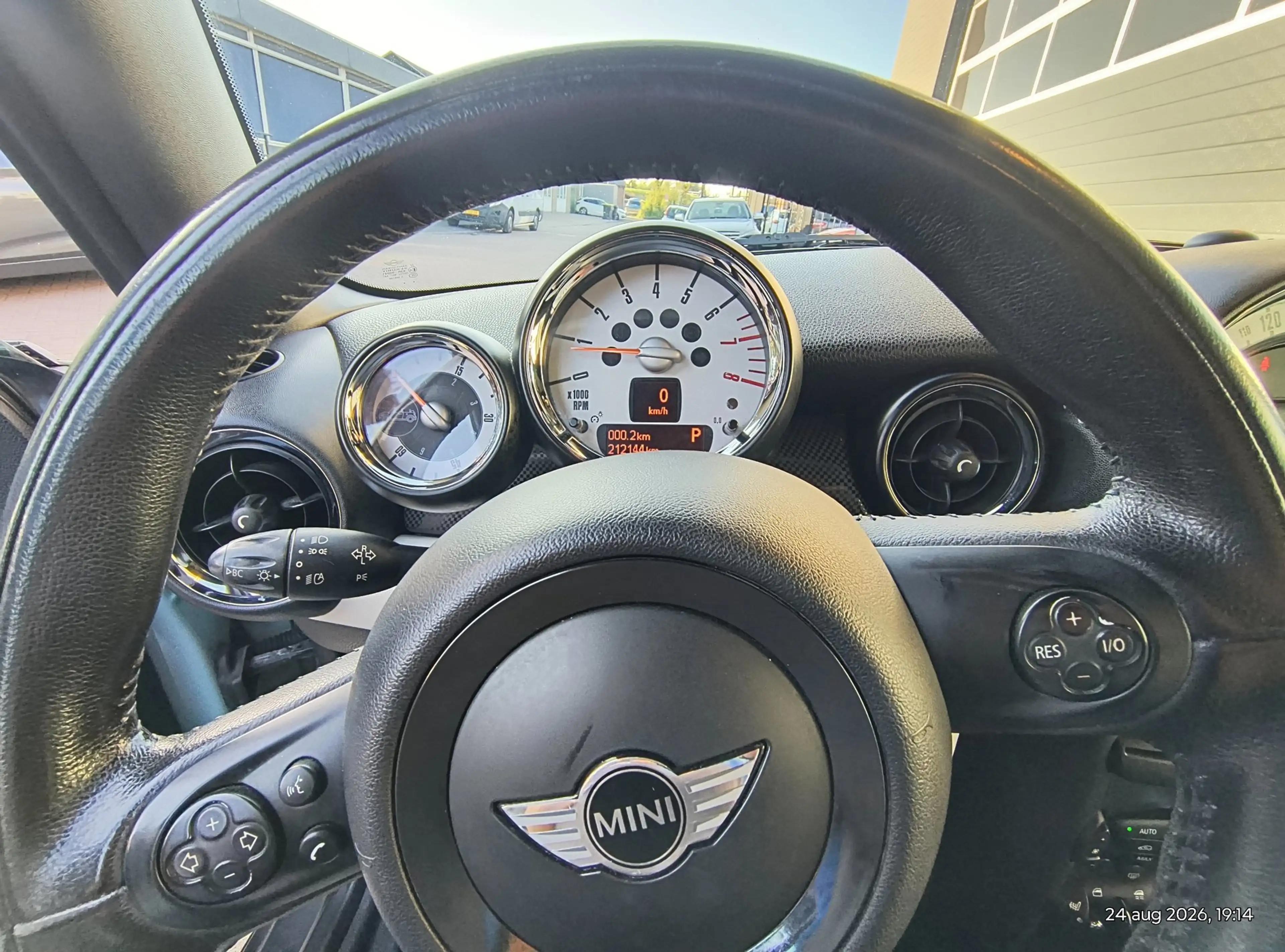 MINI Cooper S Cabrio 1.6 Chili Cabrio Automaat Grote beurt APK — photo 15