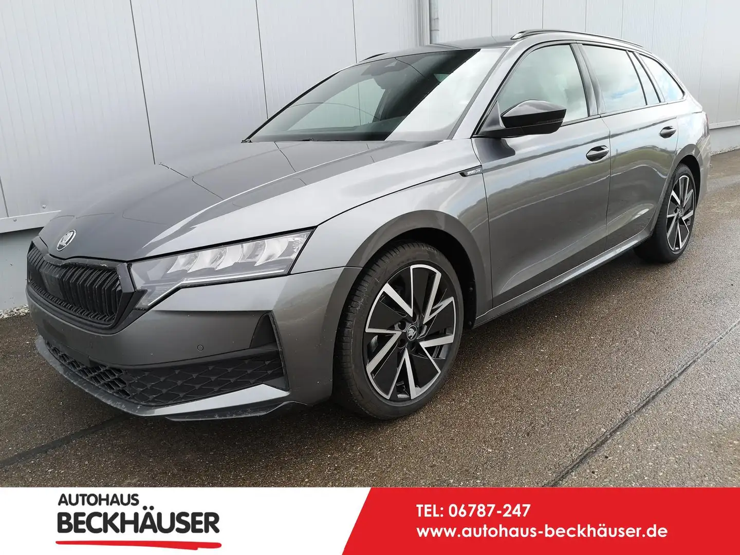 Skoda Octavia Combi Sportline Kombi 1.5 TSI mHEV DSG AHK Navi... Grau - 1