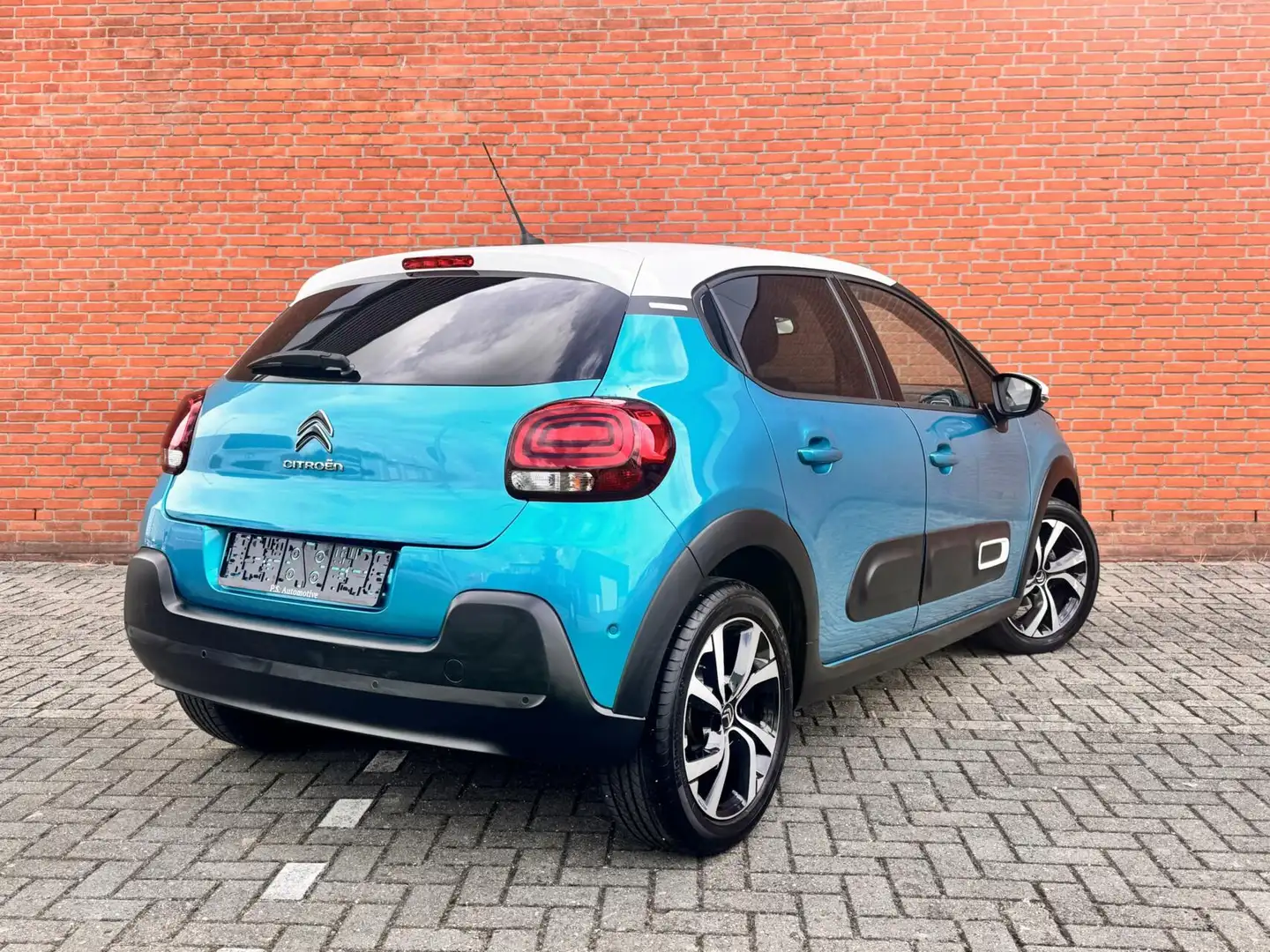 Citroen 1.2 PureTech Shine Pack| CARPLAY|CAMERA|NAVI| - 2