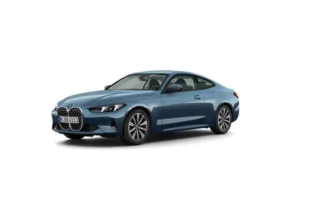 BMW 4 Series view 3