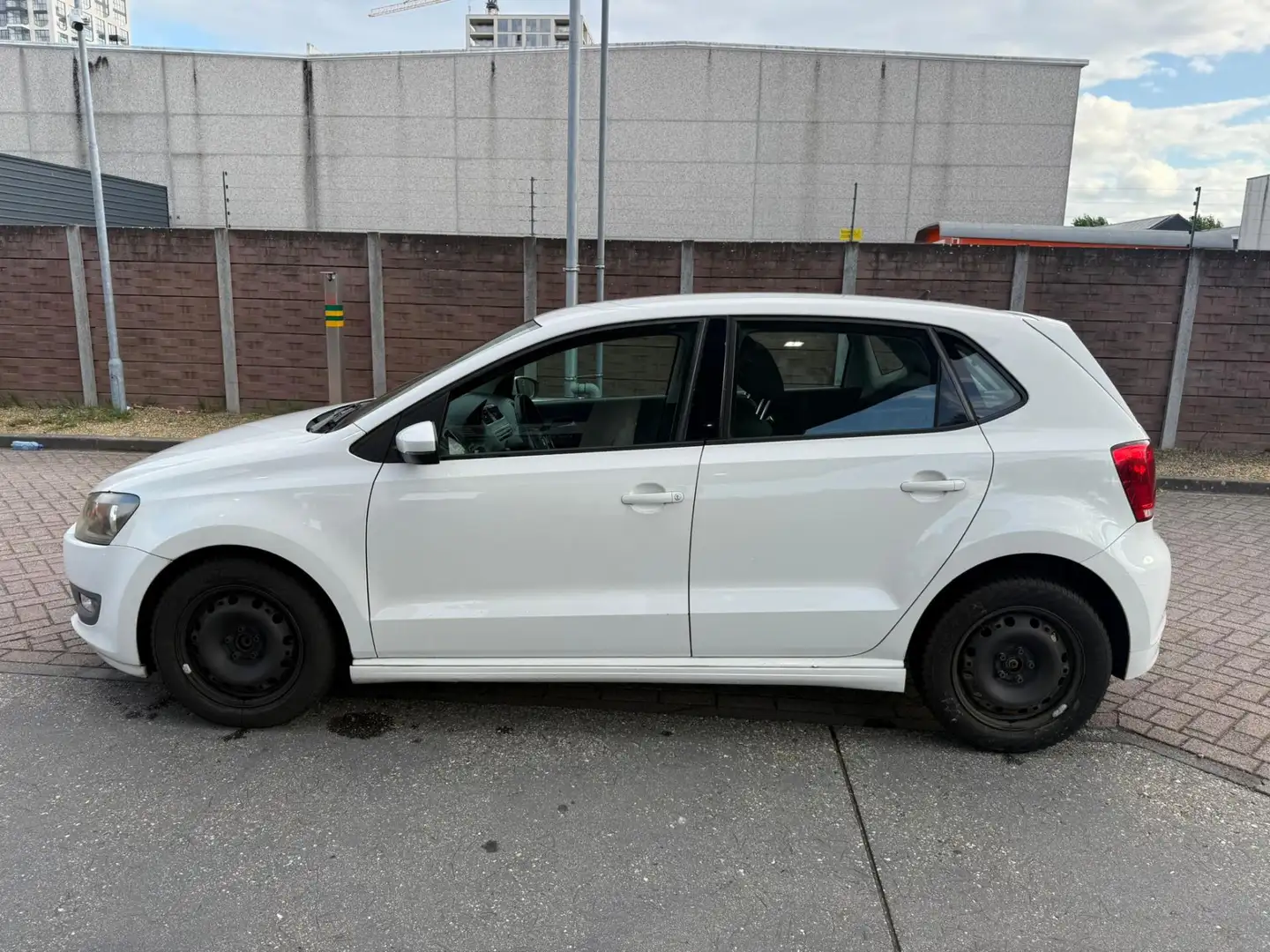 Volkswagen Polo 1.2 TDI BlueMotion Comfortline NIEUWE APK Wit - 2