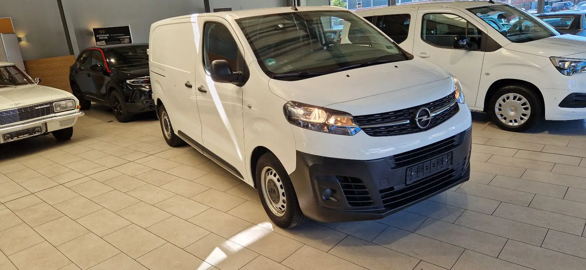 Opel Vivaro Opel Pufahl seit über 100 Jahren Blanc - 1