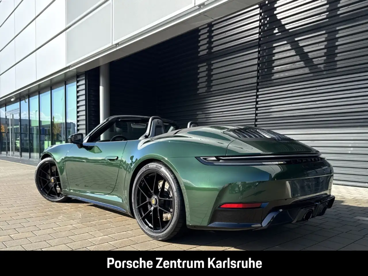 Porsche 992 911 Carrera 4 GTS Cabrio Clubleder InnoDrive 3
