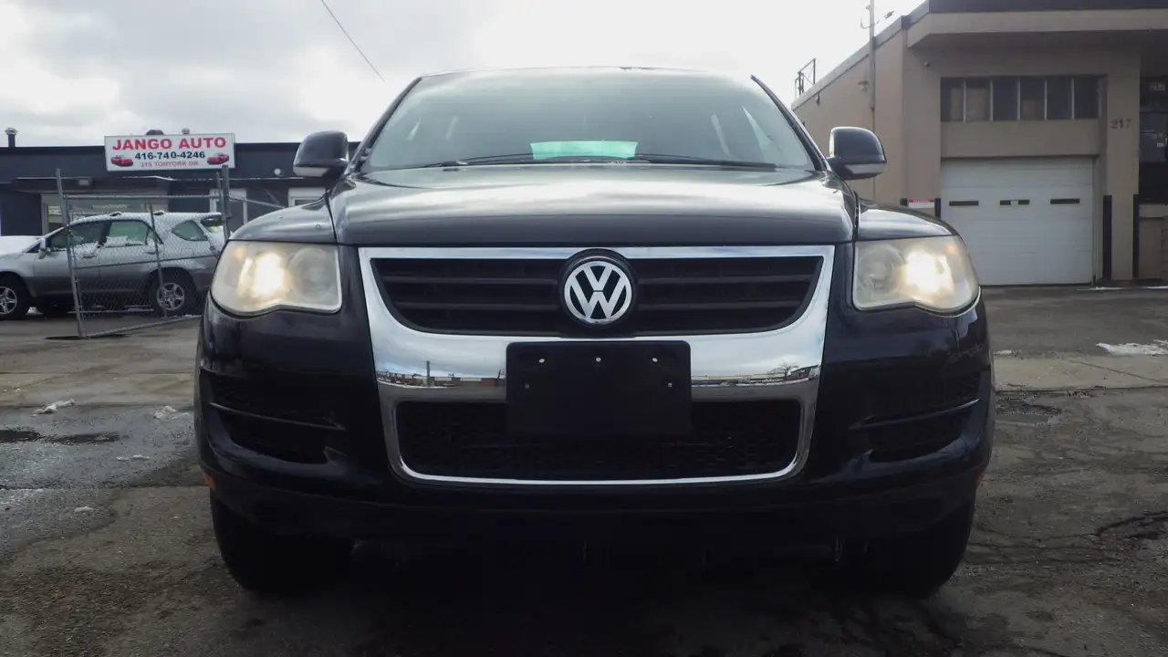 Volkswagen Touareg снимка Volkswagen Touareg