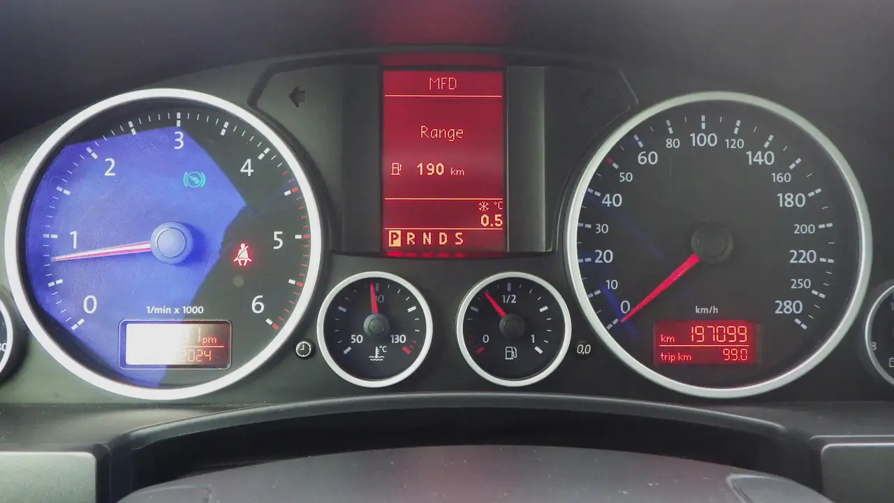 Volkswagen Touareg снимка Volkswagen Touareg