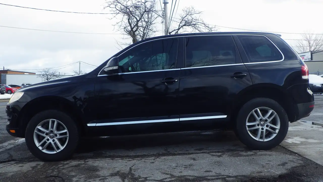 Volkswagen Touareg снимка Volkswagen Touareg