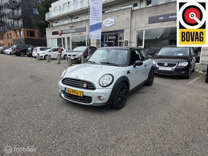 MINI Cooper Mini 1.6 Pepper