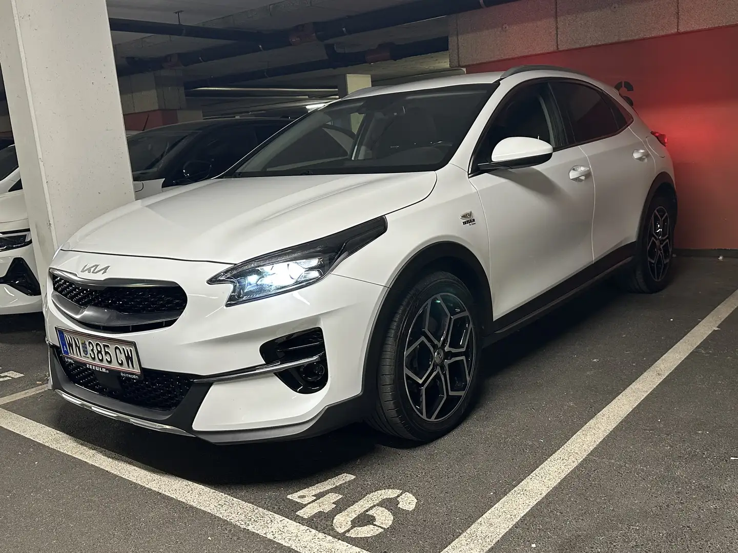 Kia XCeed 1,5 TGDI 48V GPF Silber DCT - 1