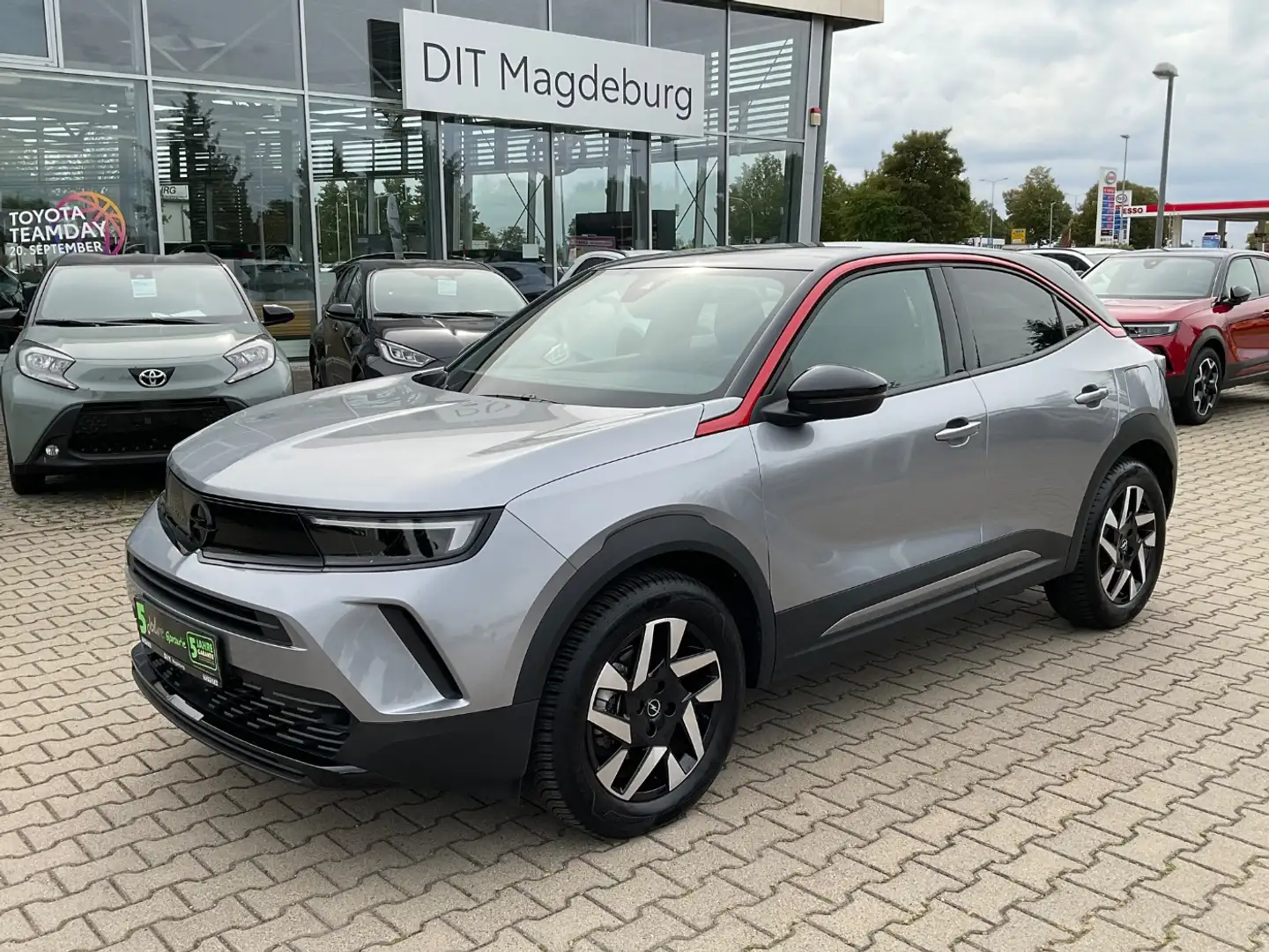 Opel Mokka-E Mokka e GS Line LED+Fernlichtass.+Kam.+KlimaA+LM Gris - 2
