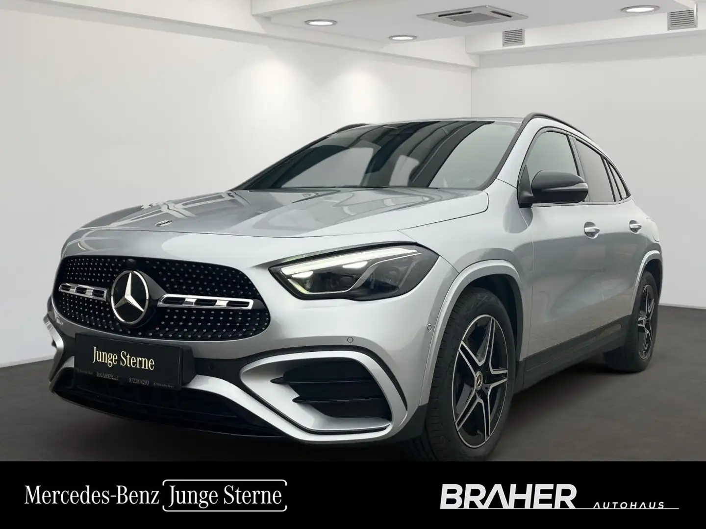 Mercedes-Benz GLA 200 d 4MATIC AMG Line AMG MBEAM Night Zilver - 1