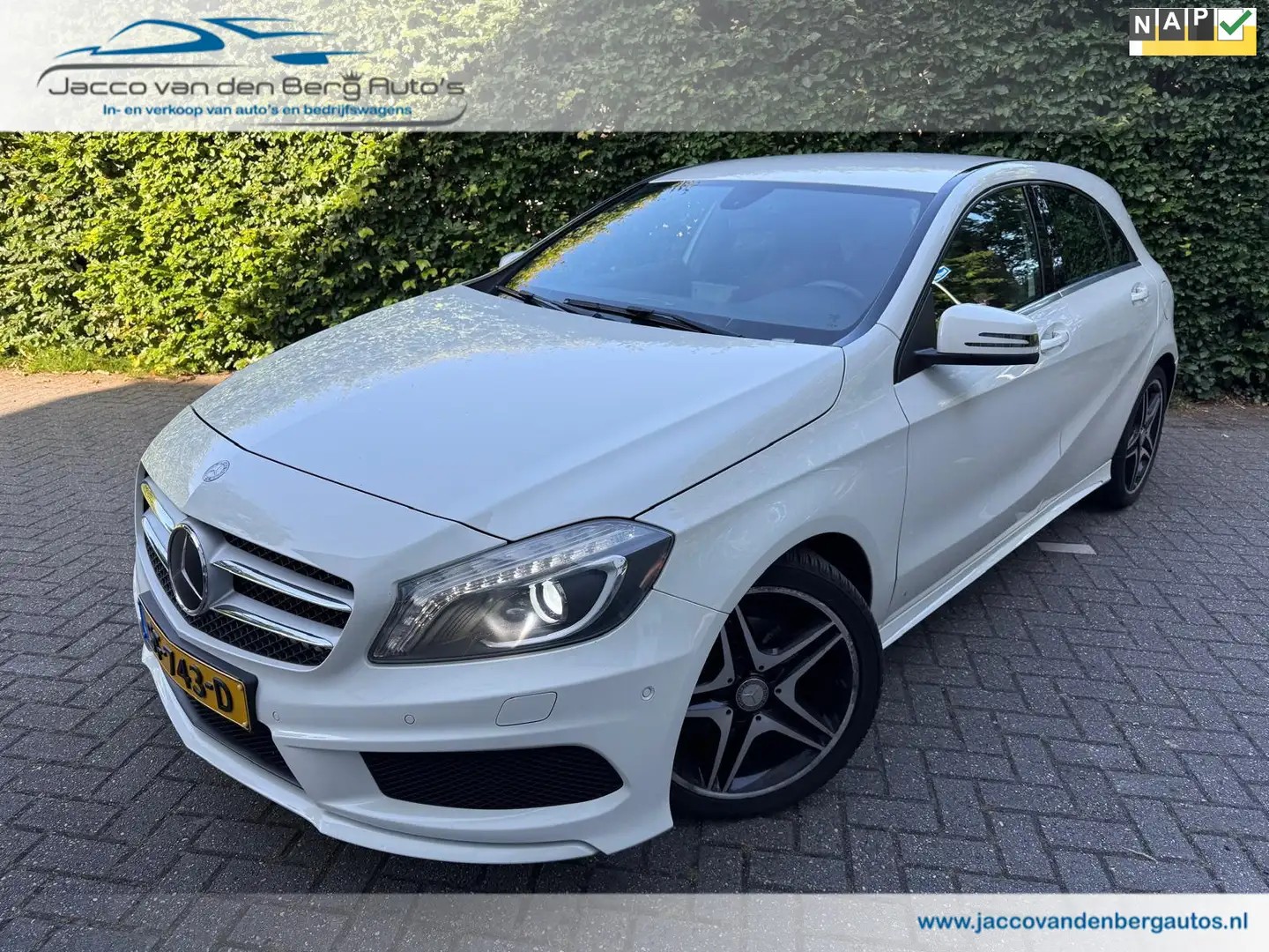 Mercedes-Benz A 200 AMG Prestige White - 1
