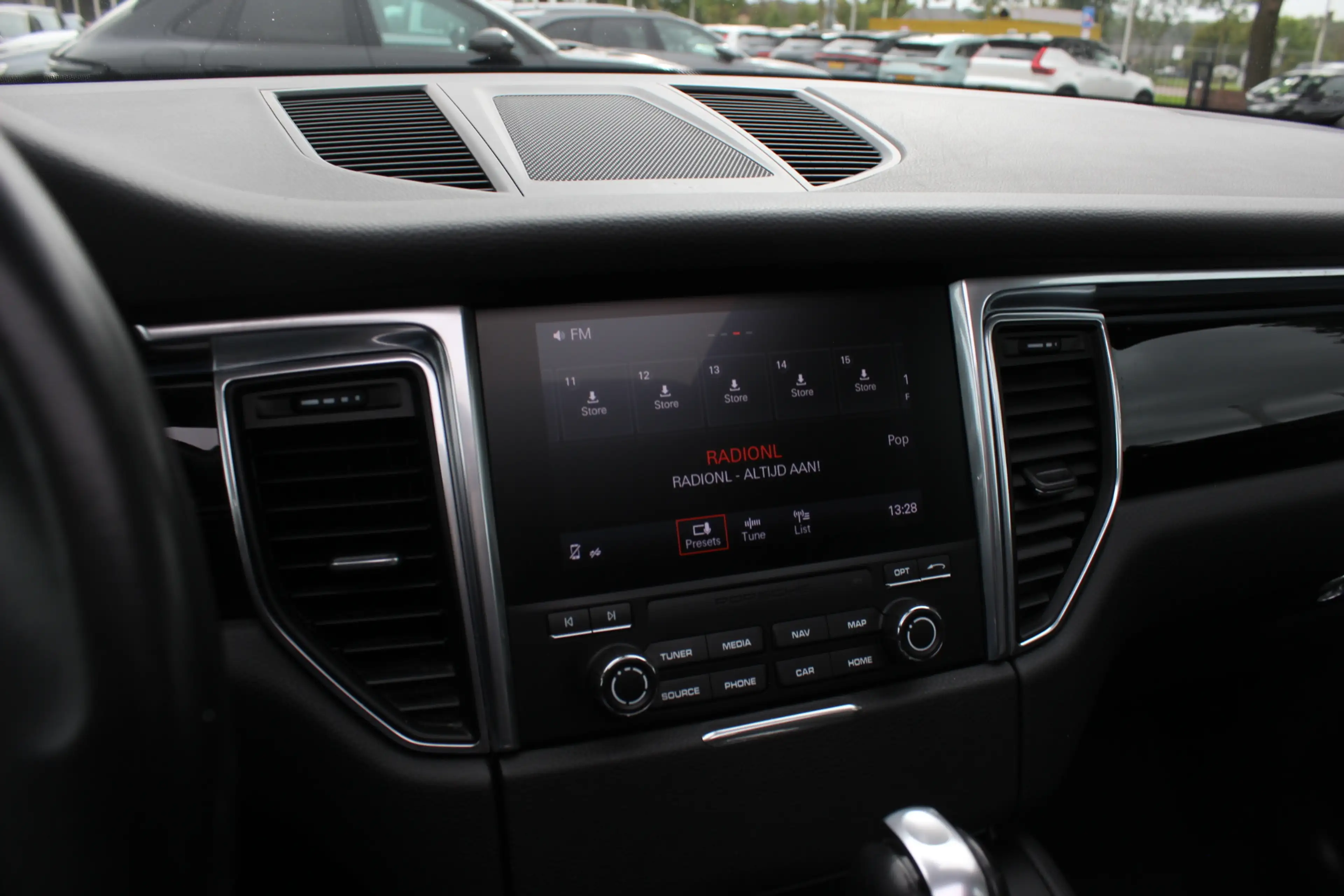 Porsche Macan 3.0 D S / Panoramadak / Adaptieve Stoelen / Parkee — photo 20