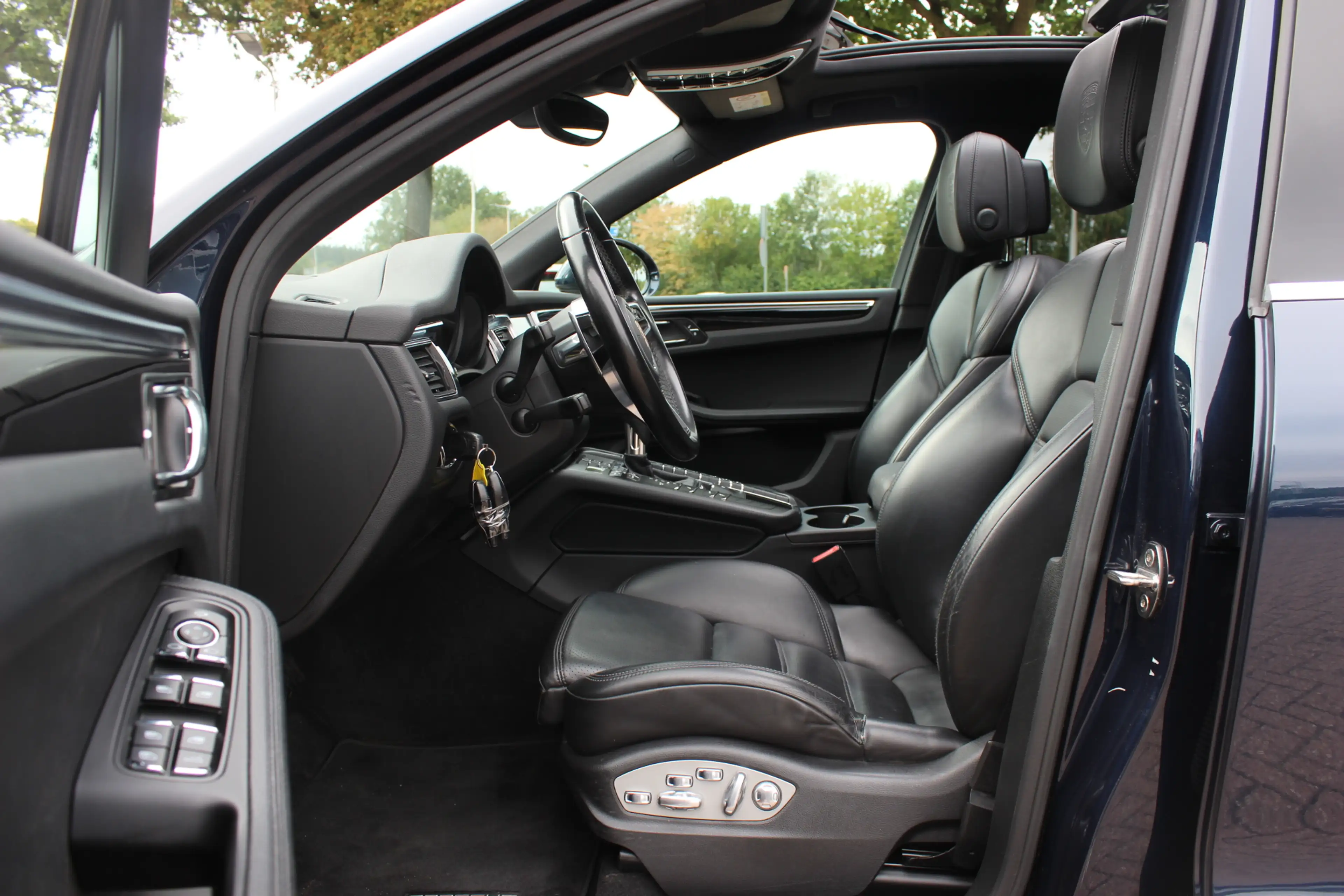 Porsche Macan 3.0 D S / Panoramadak / Adaptieve Stoelen / Parkee — photo 10