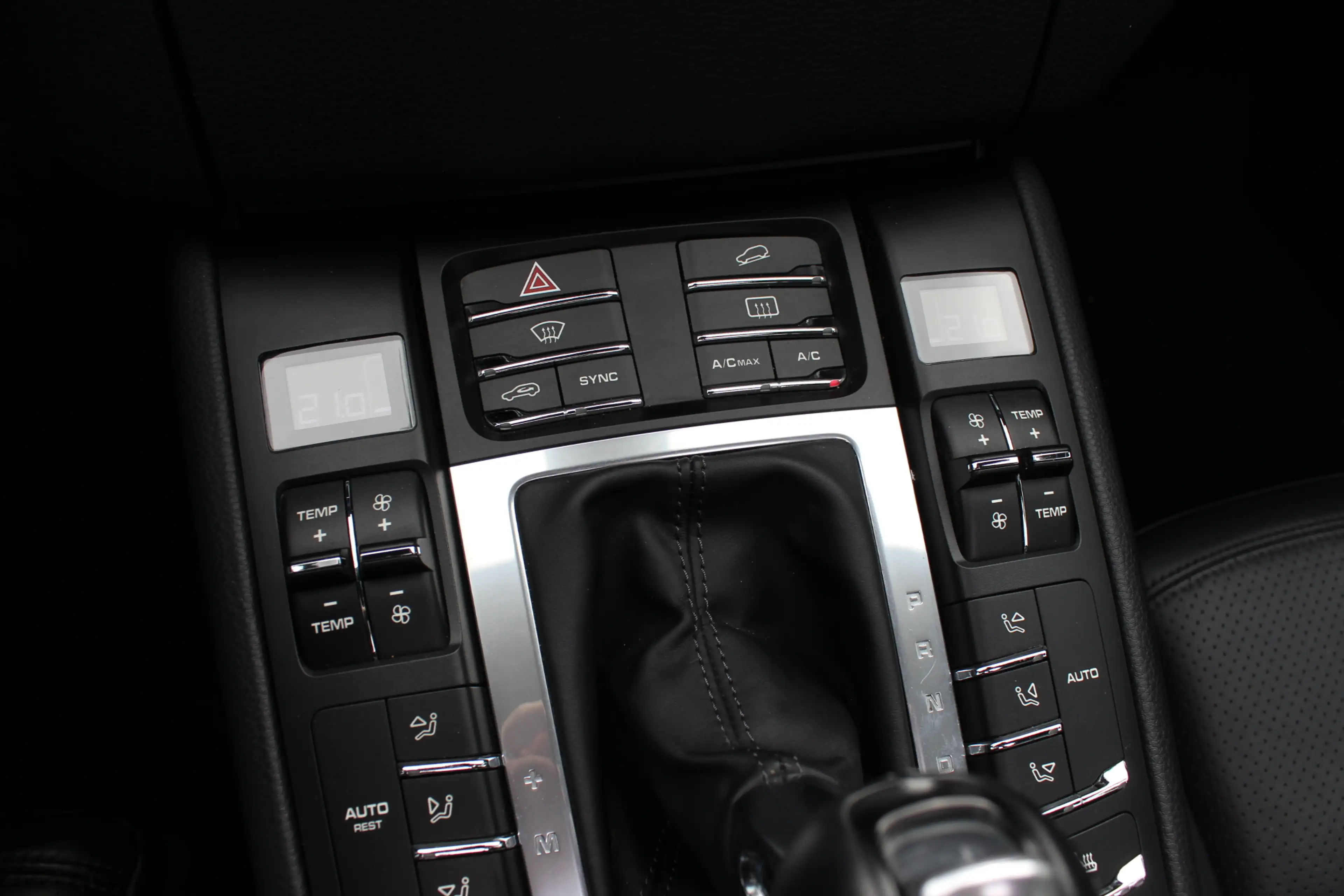 Porsche Macan 3.0 D S / Panoramadak / Adaptieve Stoelen / Parkee — photo 26