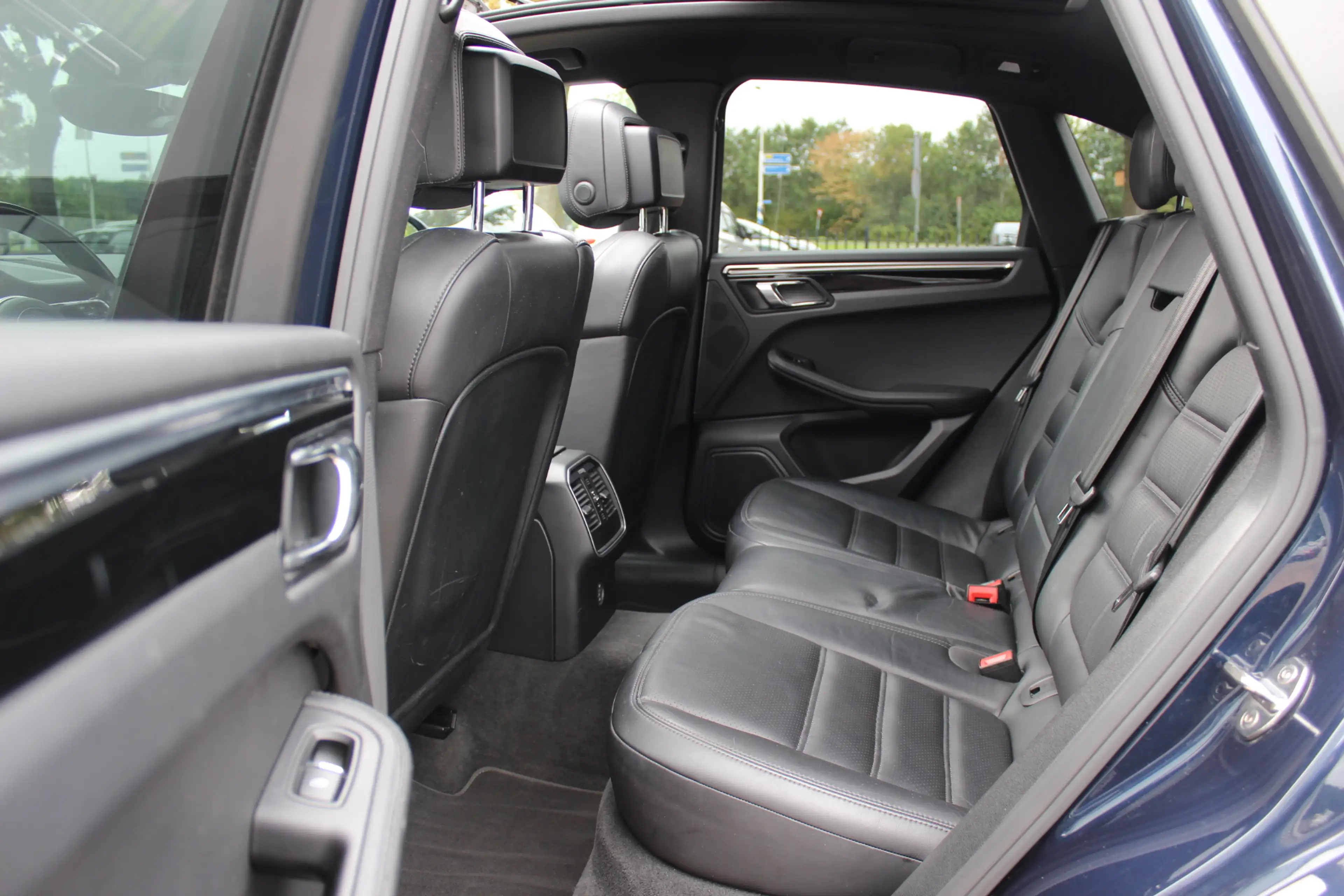 Porsche Macan 3.0 D S / Panoramadak / Adaptieve Stoelen / Parkee — photo 11