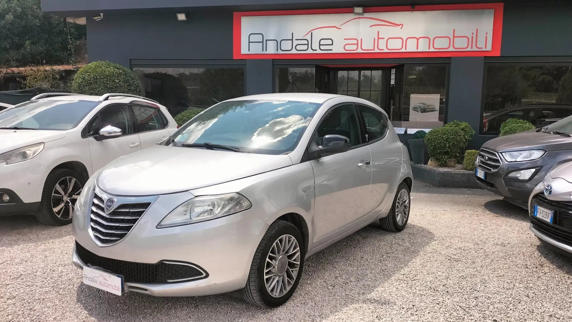 Lancia Ypsilon Ypsilon 1.2 69 CV Gold **76000km* PREZZO REALE Argent - 1