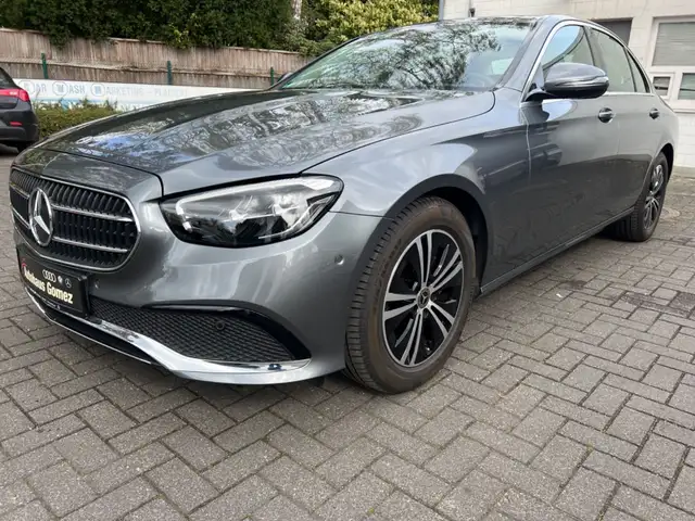 Mercedes-Benz E 200 E Limo.  Avangarde Navi Ambiente SHZ  LED