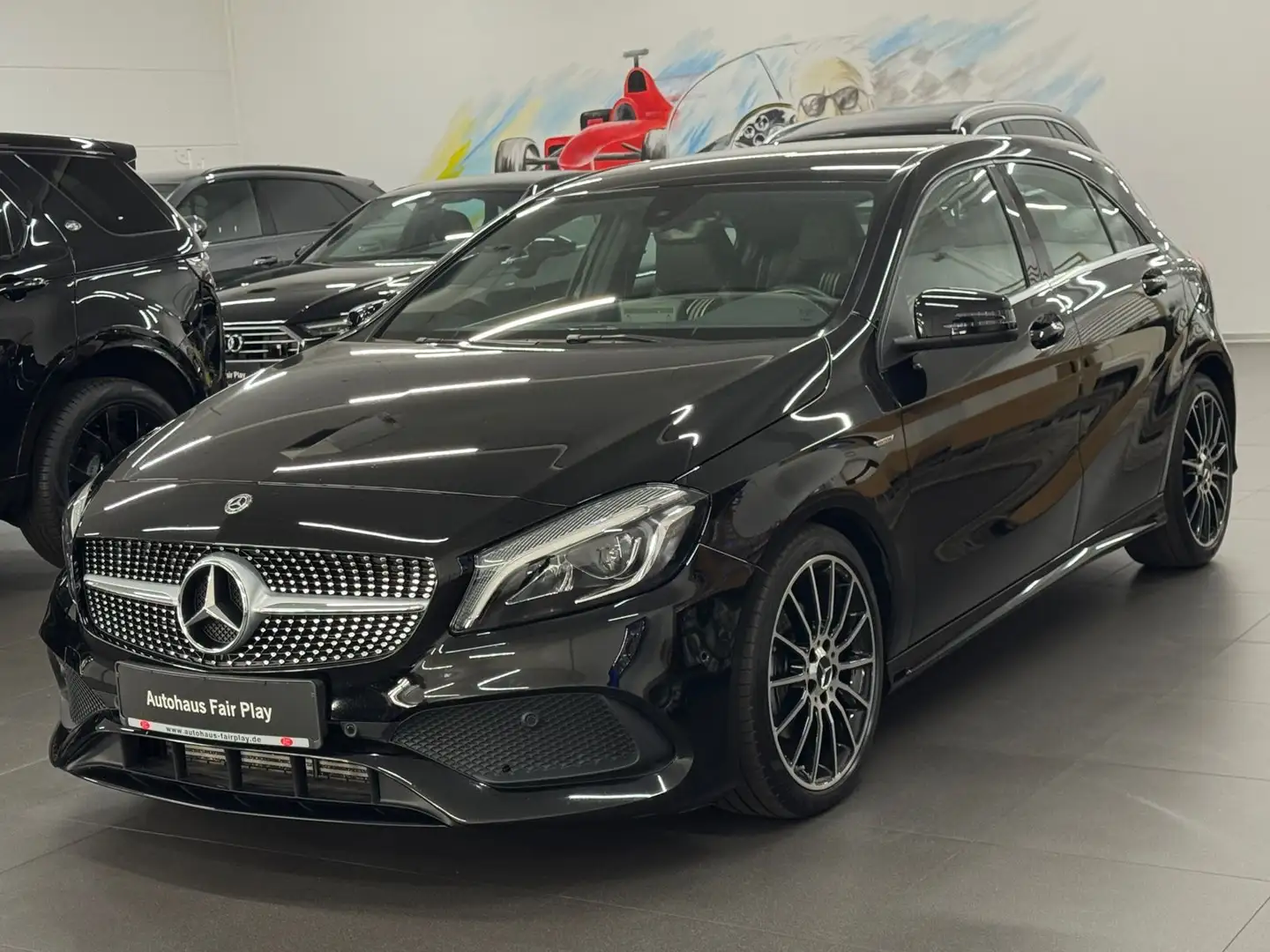 Mercedes-Benz A 200 AMG Edition Aut. /LED/Ambientebel./TOP! Schwarz - 1