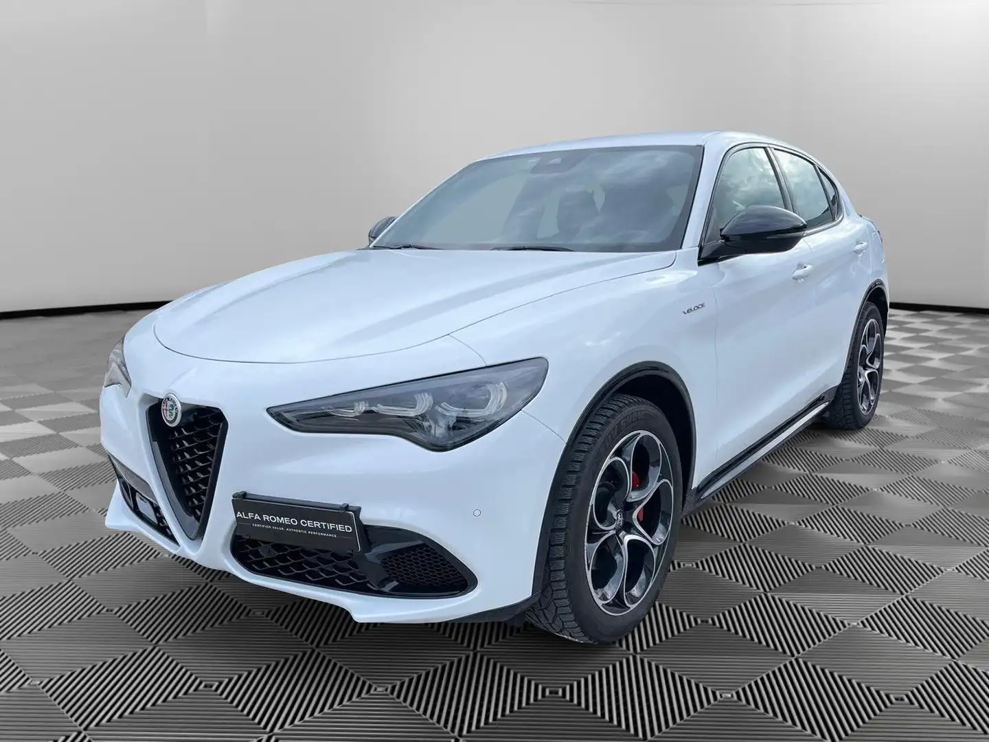 Alfa Romeo Stelvio 2.2 Turbodiesel 210 CV AT8 Q4 Veloce Bianco - 1